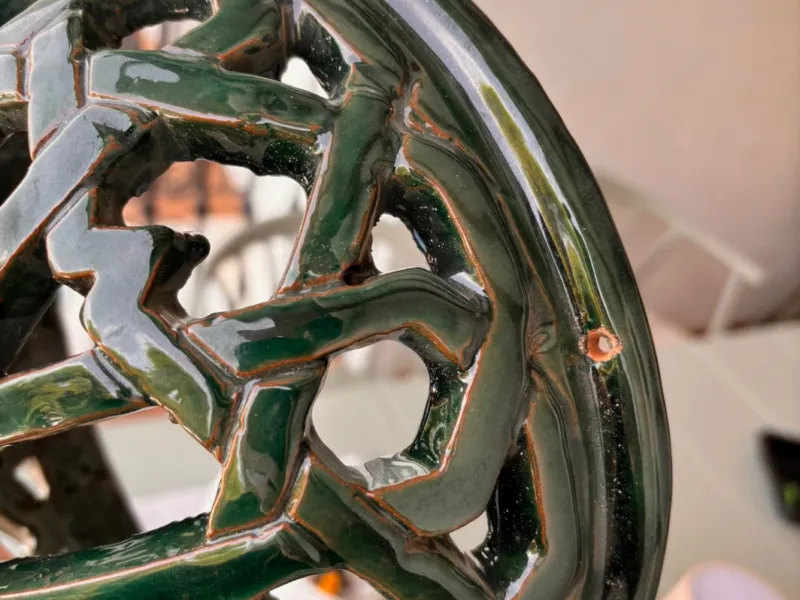 Green Andalusian ceramic